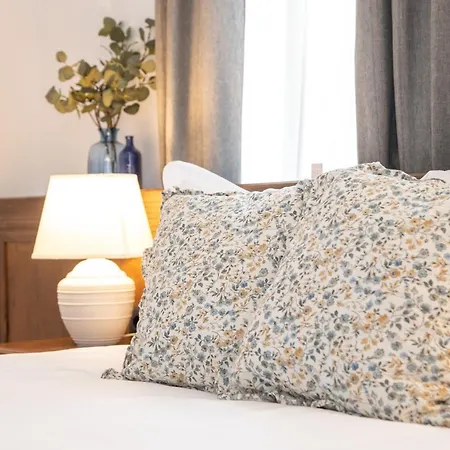 Seven Cafe&hotel 4* Pogradec