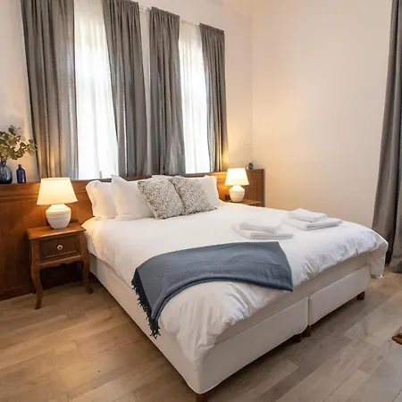 Seven Cafe&hotel 4* Pogradec