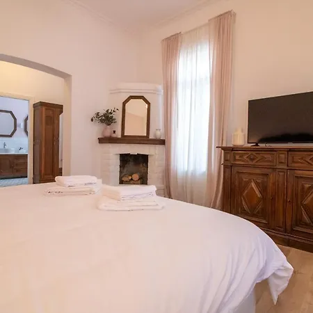 Bed & Breakfast Seven Cafe&hotel