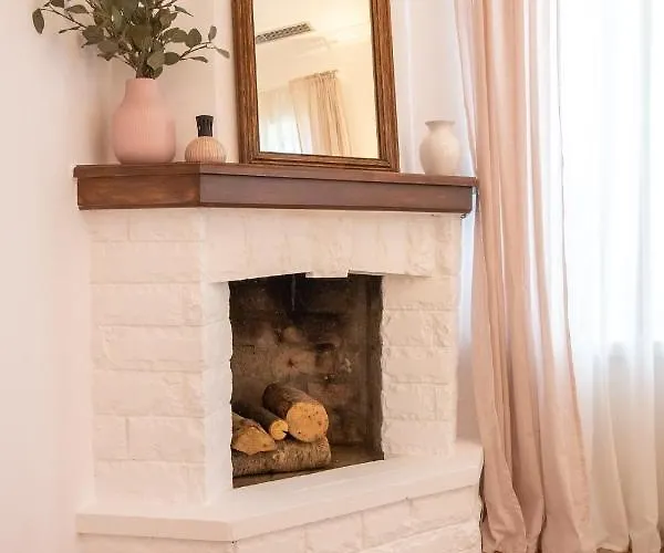 Seven Cafe And 波格拉德茨