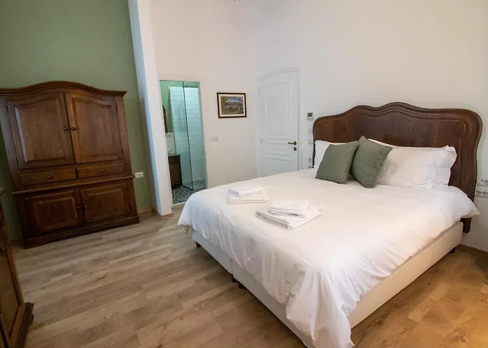 住宿加早餐酒店 Seven Cafe And 波格拉德茨