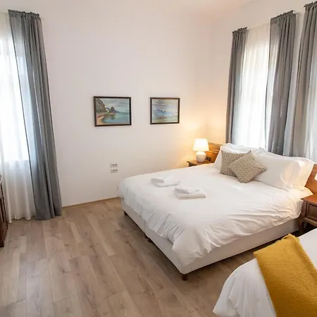 Bed & Breakfast Seven Cafe & Pogradec