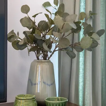 Bed and Breakfast Seven Cafe And Πόγραδετς